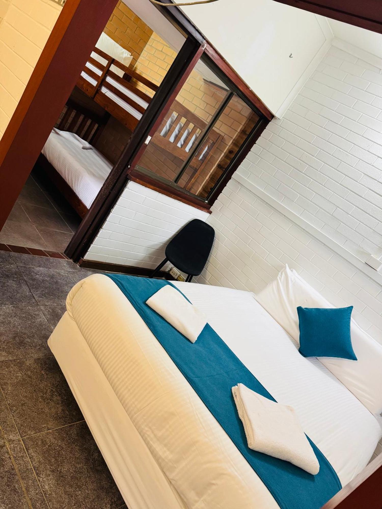 A Railway Lodge Тарі Номер фото